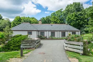 15277 Aspen Ct, Stanhope, NJ 07874 - Photo 37