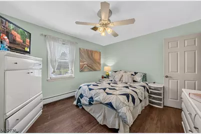 129 Belmohr St, Belleville, NJ 07109 - Photo 15