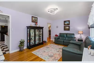 5 Corsi Rd, Bloomfield, NJ 07003 - Photo 3