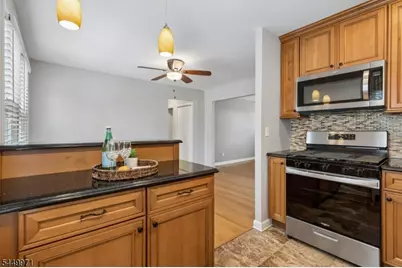 412 Morris Ave #50, Summit, NJ 07901 - Photo 15