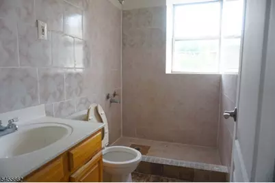 699-701 Frelinghuysen Ave, Newark, NJ 07114 - Photo 19