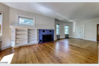 37 Livingston Ave, Roseland, NJ 07068 - Photo 5