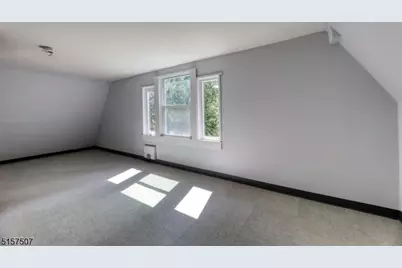 37 Livingston Ave, Roseland, NJ 07068 - Photo 17