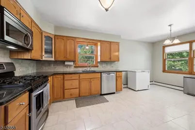 105 Parsippany Rd, Hanover Township, NJ 07981 - Photo 17