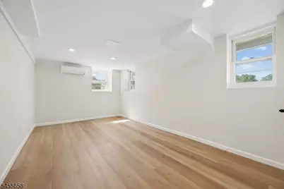 105 Parsippany Rd, Hanover Township, NJ 07981 - Photo 27