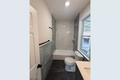225 Stacy St, Burlington City, NJ 08016 - Photo 9