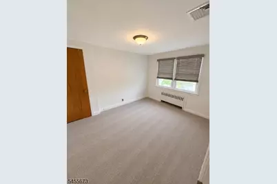 34 S Mountain Ave, Cedar Grove, NJ 07009 - Photo 7