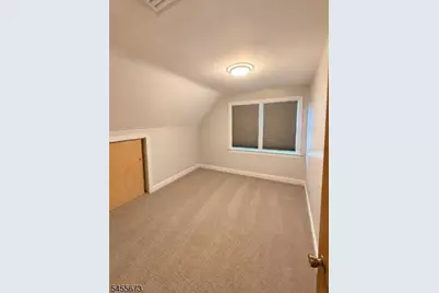 34 S Mountain Ave, Cedar Grove, NJ 07009 - Photo 9