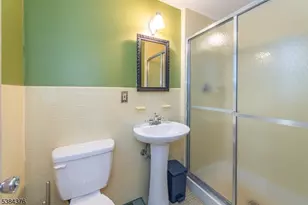 401 E Plane St, Hackettstown, NJ 07840 - Photo 19
