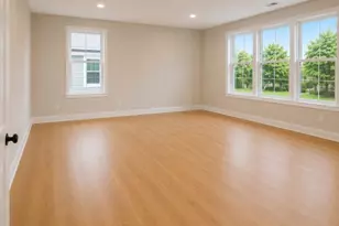 6 Scharg Ct, Clifton, NJ 07013 - Photo 11