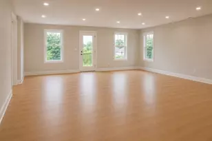 6 Scharg Ct, Clifton, NJ 07013 - Photo 7