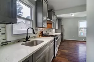 37 William St, East Orange, NJ 07017 - Photo 11