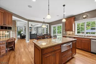 54 W Valley Brook Rd, Washington Township, NJ 07853 - Photo 15