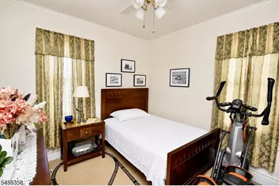 285 N Maple Ave, East Orange, NJ 07017 - Photo 9