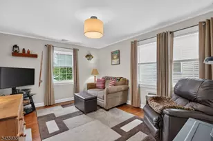 957 Arnet Ave, Union Township, NJ 07083 - Photo 21