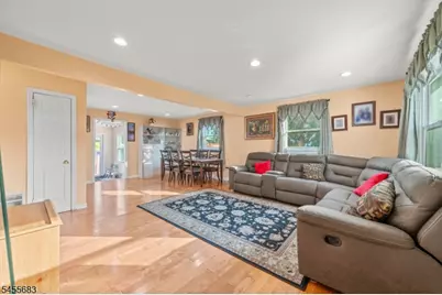 109 Maple Hill Rd, Clifton, NJ 07013 - Photo 7