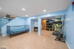 109 Maple Hill Rd, Clifton, NJ 07013 - Photo 17