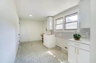 156 W Lincoln Ave, Roselle Park, NJ 07204 - Photo 17