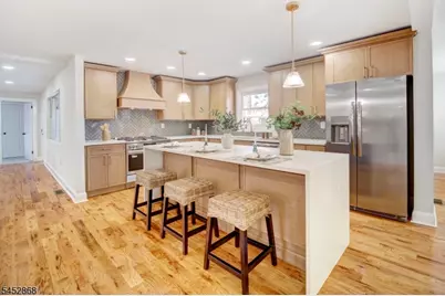156 W Lincoln Ave, Roselle Park, NJ 07204 - Photo 7