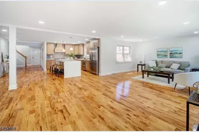 156 W Lincoln Ave, Roselle Park, NJ 07204 - Photo 5