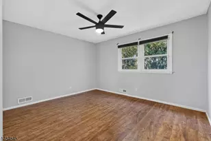 17 Joanna Pl, Woodbridge Township, NJ 07067 - Photo 17