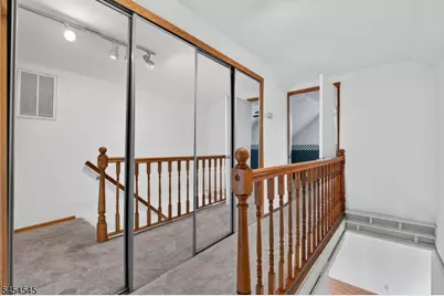 17 Joanna Pl, Woodbridge Township, NJ 07067 - Photo 19