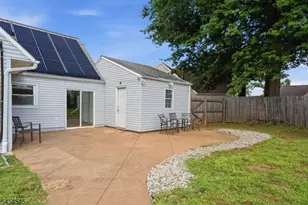 17 Joanna Pl, Woodbridge Township, NJ 07067 - Photo 29