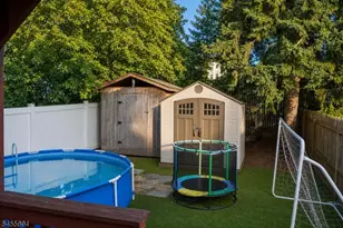 100 Maple St, Kearny, NJ 07032 - Photo 13