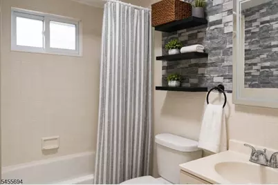 100 Maple St, Kearny, NJ 07032 - Photo 9