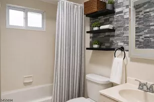 100 Maple St, Kearny, NJ 07032 - Photo 9