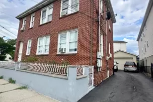 591 Meadow St, Elizabeth, NJ 07201 - Photo 1