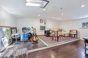 13 Cottage Pl, Nutley, NJ 07110 - Photo 7