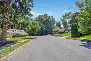 13 Cottage Pl, Nutley, NJ 07110 - Photo 29