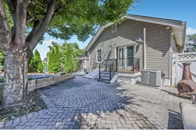 13 Cottage Pl, Nutley, NJ 07110 - Photo 27