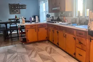 915 US Hwy 202, Raritan, NJ 08869 - Photo 5