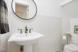 300 Pond Ct, Washington Township, NJ 07676 - Photo 19