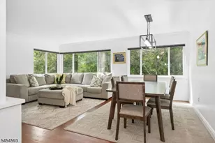 300 Pond Ct, Washington Township, NJ 07676 - Photo 11