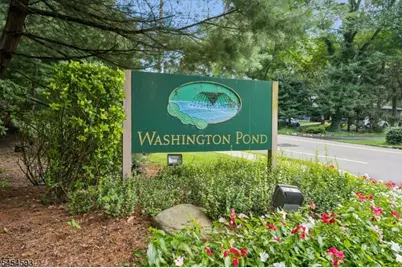 300 Pond Ct, Washington Township, NJ 07676 - Photo 1