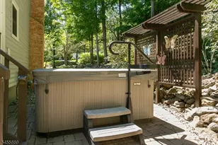 17 Colonel Evans Dr, Morris Township, NJ 07960 - Photo 5