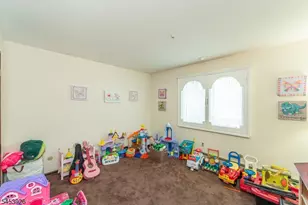 35 Van Winkle Ct, Woodland Park, NJ 07424 - Photo 5