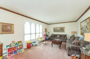 35 Van Winkle Ct, Woodland Park, NJ 07424 - Photo 17