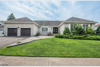 35 Van Winkle Ct, Woodland Park, NJ 07424 - Photo 1