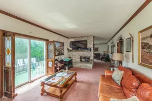 35 Van Winkle Ct, Woodland Park, NJ 07424 - Photo 13