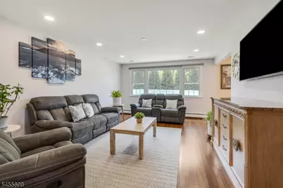 13 Gunther St, Mendham, NJ 07945 - Photo 3
