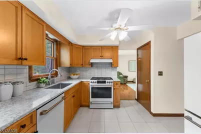 7 Devore Rd, Readington, NJ 08822 - Photo 9