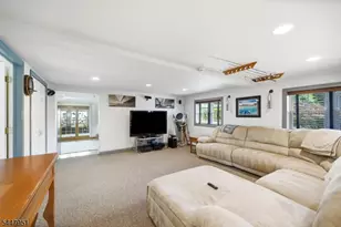 133 Sandra Dr, Parsippany, NJ 07054 - Photo 23