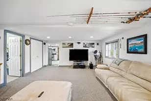 133 Sandra Dr, Parsippany, NJ 07054 - Photo 25