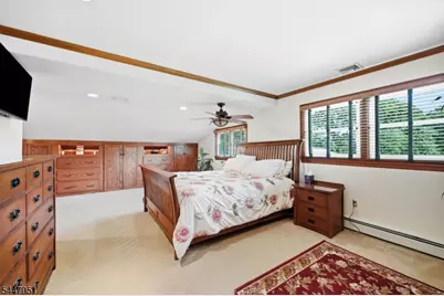 133 Sandra Dr, Parsippany, NJ 07054 - Photo 35