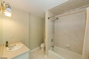 18 Stoneybrook Rd, Washington Township, NJ 07853 - Photo 37