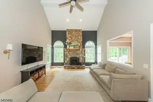 18 Stoneybrook Rd, Washington Township, NJ 07853 - Photo 3